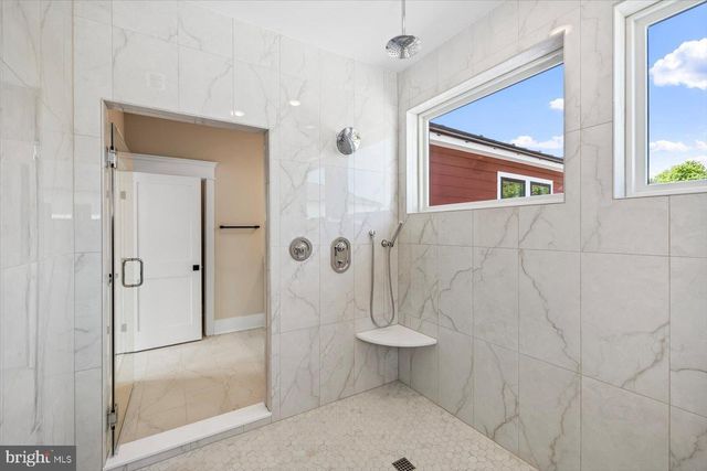 1111 SOPHIA ST, Fredericksburg, VA 22401
