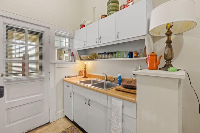 6215 7th AVENUE, Kenosha, WI 53143