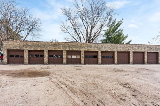 6215 7th AVENUE, Kenosha, WI 53143