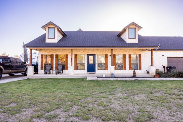 803 RIVER RANCH DR, Bandera, TX 78003