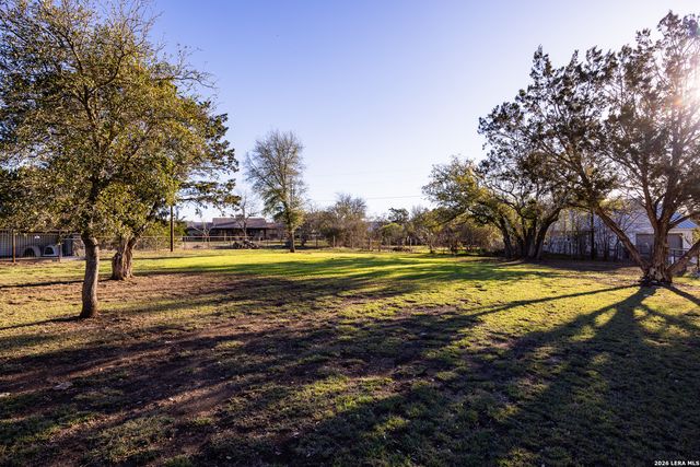 803 RIVER RANCH DR, Bandera, TX 78003