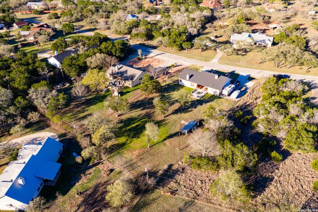 803 RIVER RANCH DR, Bandera, TX 78003