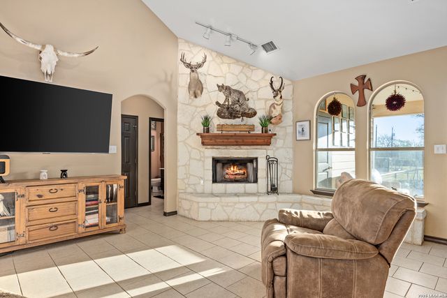 803 RIVER RANCH DR, Bandera, TX 78003