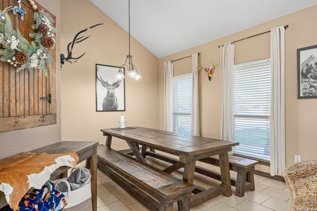 803 RIVER RANCH DR, Bandera, TX 78003
