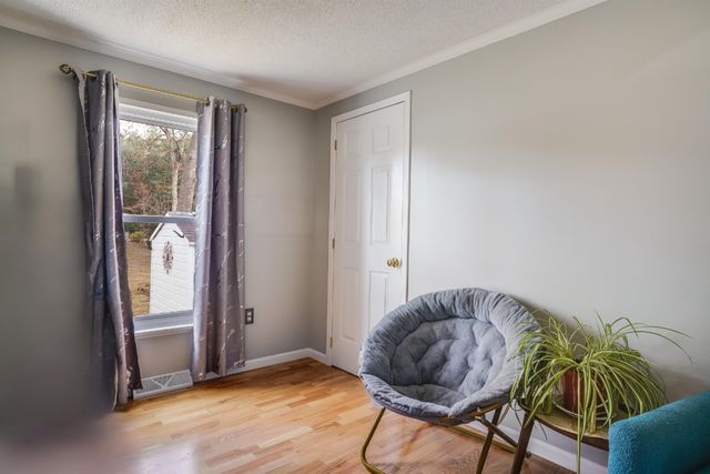 12 Clovercrest Drive, Nashua, NH 03062