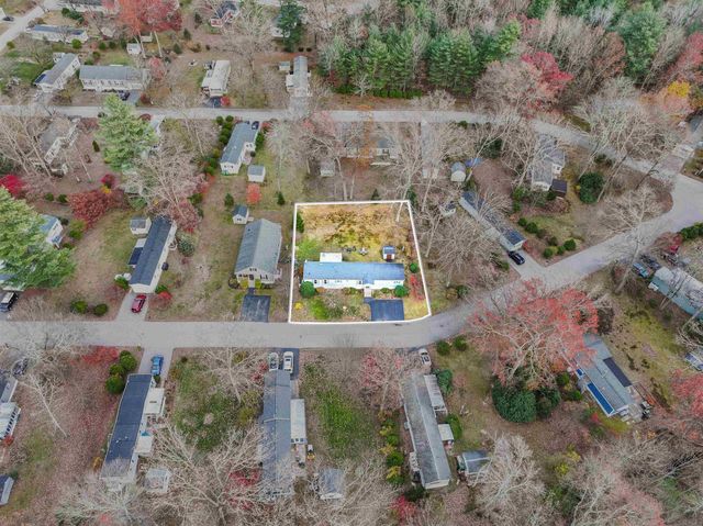 12 Clovercrest Drive, Nashua, NH 03062