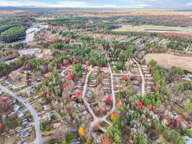 12 Clovercrest Drive, Nashua, NH 03062