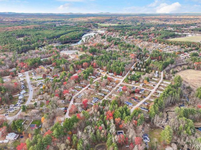 12 Clovercrest Drive, Nashua, NH 03062