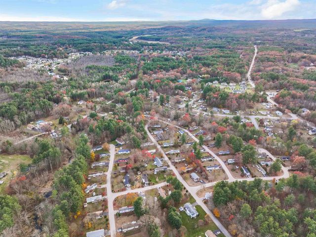 12 Clovercrest Drive, Nashua, NH 03062