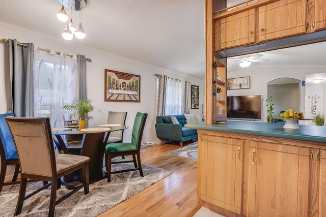 12 Clovercrest Drive, Nashua, NH 03062