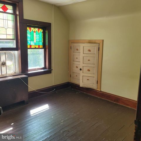 14 CLUB RD, Oley, PA 19547