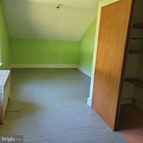 14 CLUB RD, Oley, PA 19547