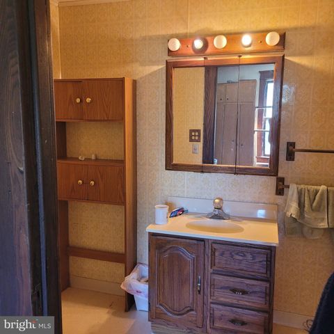 14 CLUB RD, Oley, PA 19547