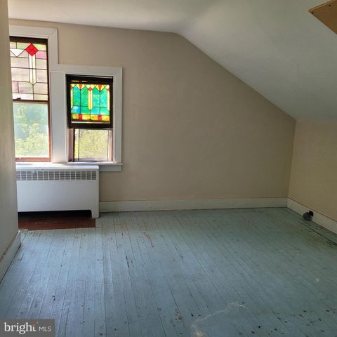 14 CLUB RD, Oley, PA 19547