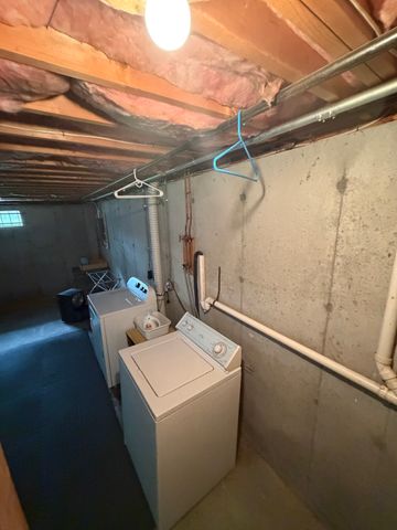 215 Knight Ave 0, Attleboro, MA 02703