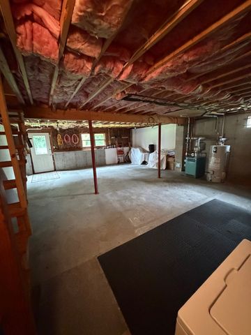 215 Knight Ave 0, Attleboro, MA 02703
