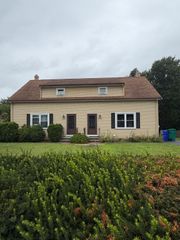 215 Knight Ave 0, Attleboro, MA 02703