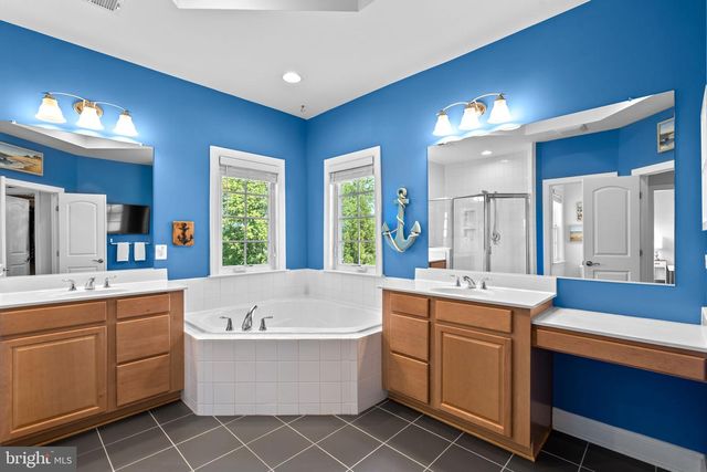 18585 MONTAGUE PL, Purcellville, VA 20132