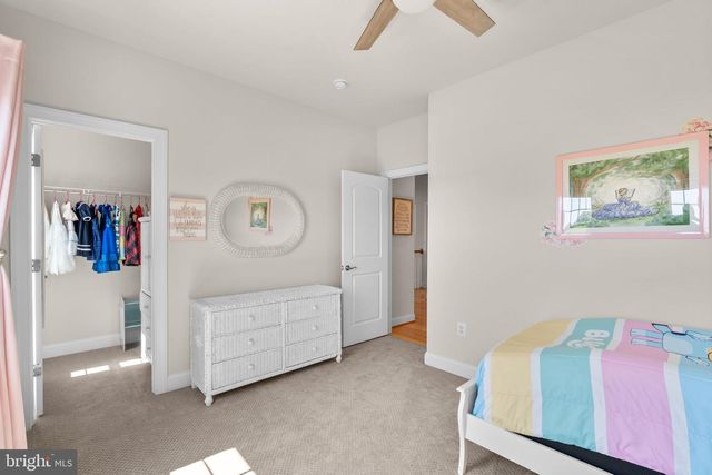 18585 MONTAGUE PL, Purcellville, VA 20132