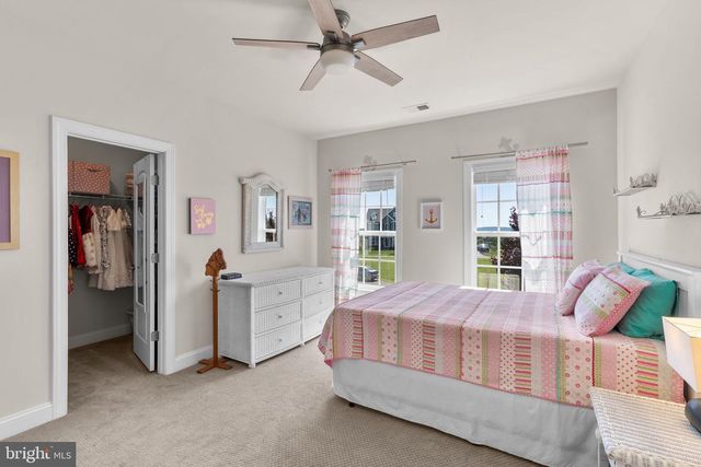 18585 MONTAGUE PL, Purcellville, VA 20132