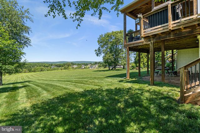 18585 MONTAGUE PL, Purcellville, VA 20132