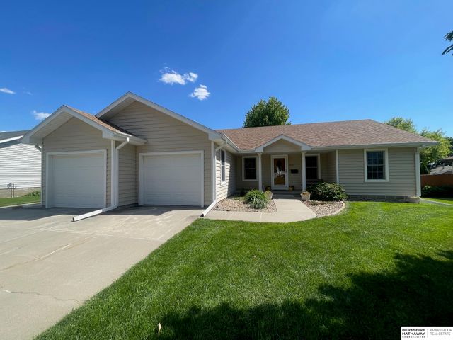 215 Arthur Street, Blair, NE 68008