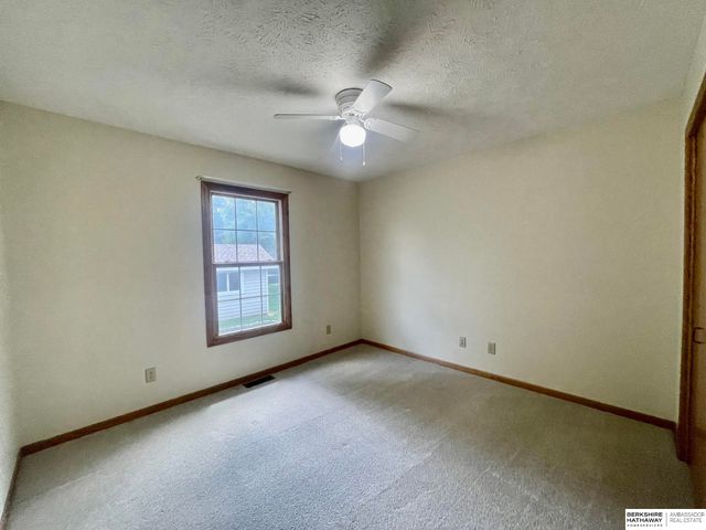 215 Arthur Street, Blair, NE 68008