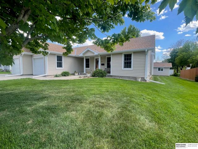 215 Arthur Street, Blair, NE 68008