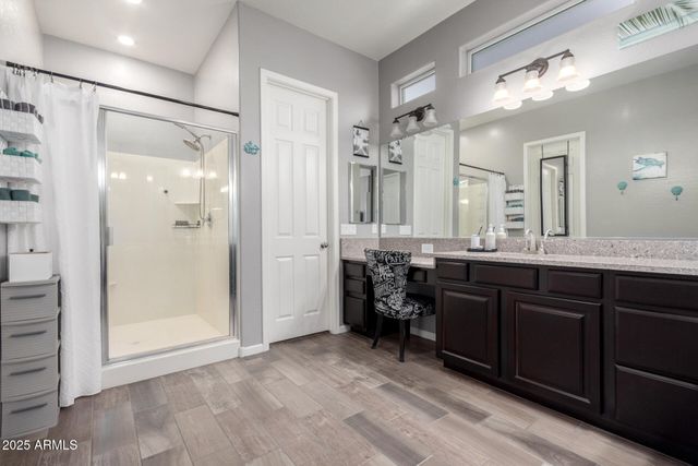 16561 W CIELO GRANDE Avenue, Surprise, AZ 85387