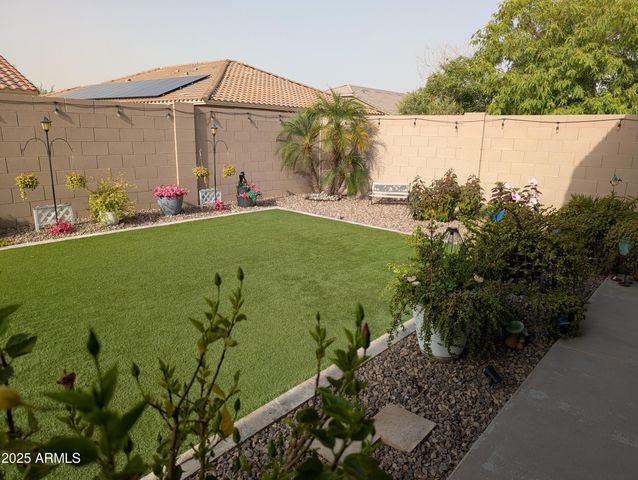 16561 W CIELO GRANDE Avenue, Surprise, AZ 85387