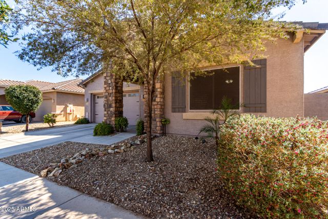 16561 W CIELO GRANDE Avenue, Surprise, AZ 85387