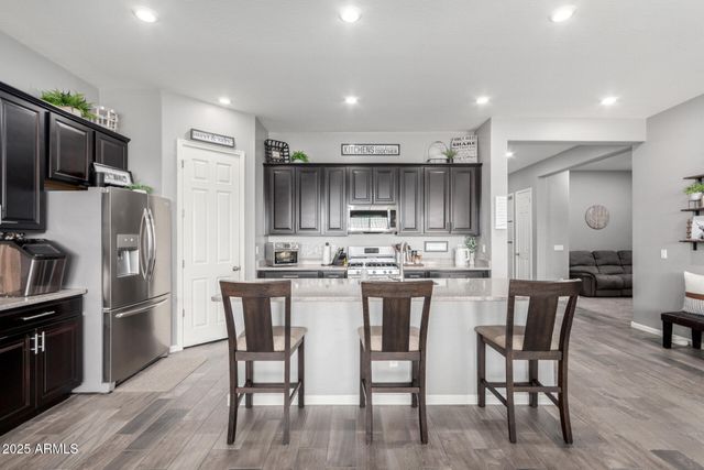 16561 W CIELO GRANDE Avenue, Surprise, AZ 85387