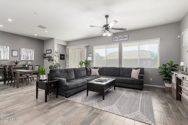 16561 W CIELO GRANDE Avenue, Surprise, AZ 85387