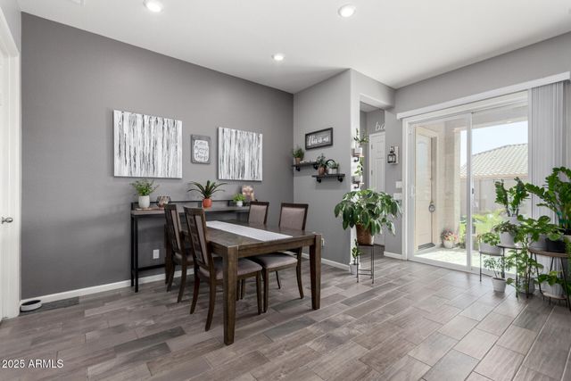 16561 W CIELO GRANDE Avenue, Surprise, AZ 85387