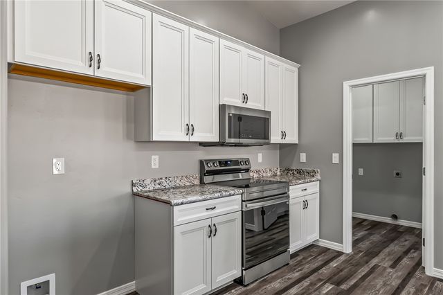 1973 E La Entrada Place, Fort Mohave, AZ 86426