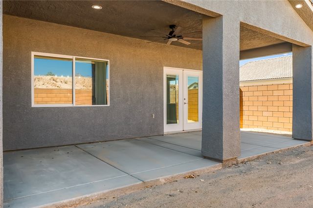 1973 E La Entrada Place, Fort Mohave, AZ 86426