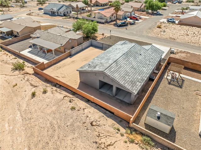 1973 E La Entrada Place, Fort Mohave, AZ 86426