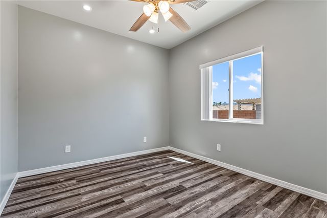 1973 E La Entrada Place, Fort Mohave, AZ 86426