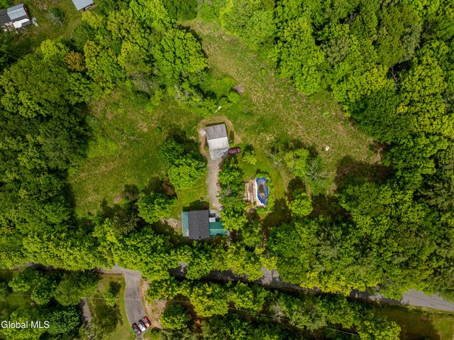 13 Camel Hill Road, Brunswick, NY 12180