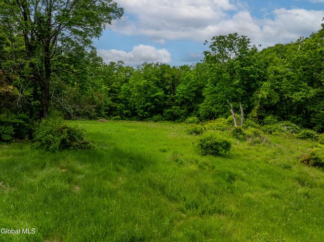 13 Camel Hill Road, Brunswick, NY 12180