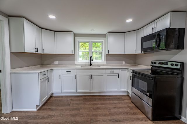 13 Camel Hill Road, Brunswick, NY 12180