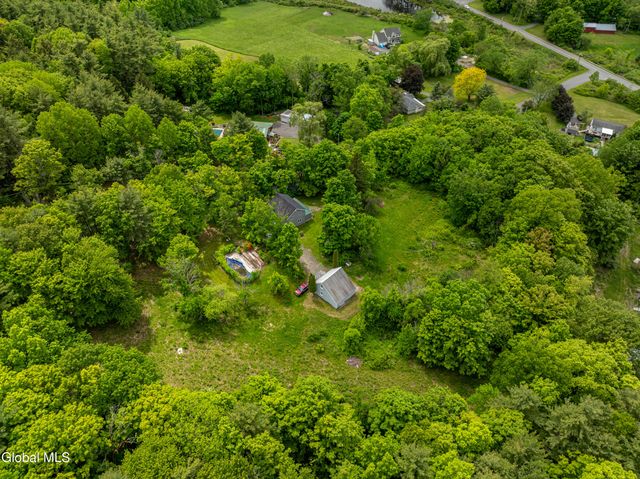 13 Camel Hill Road, Brunswick, NY 12180