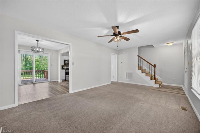 2 Lord Foxley Court, Greensboro, NC 27405