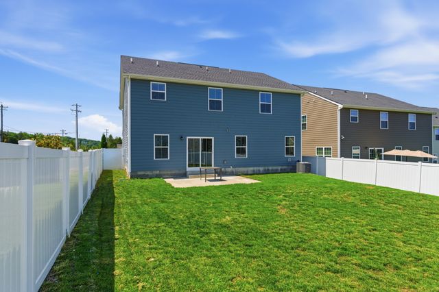 1100 Marchand Dr, Smyrna, TN 37167