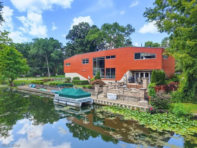 4961 Coleman Drive, Akron, OH 44319