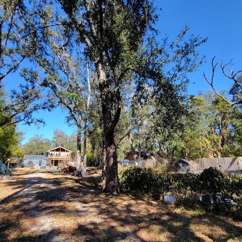 28800 WALKER DRIVE, Wesley Chapel, FL 33544