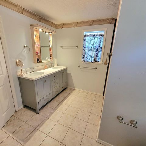 28800 WALKER DRIVE, Wesley Chapel, FL 33544