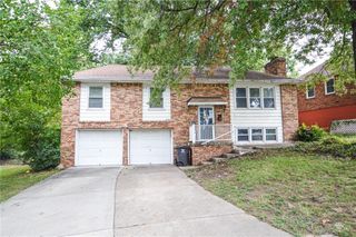 16002 E 41st Street, Independence, MO 64055