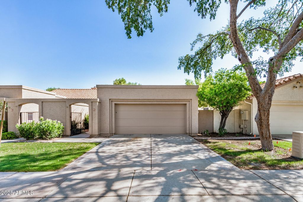 91 W CALLE DE ARCOS --, Tempe, AZ 85284