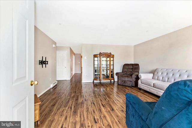 229 S FORK DR, Hagerstown, MD 21740